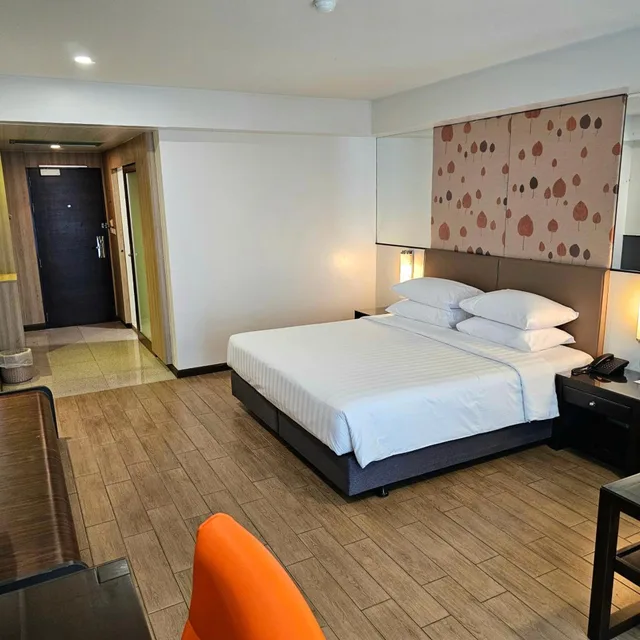 غرفة بسرير كينج، DYNASTY GRANDE HOTEL 8/10