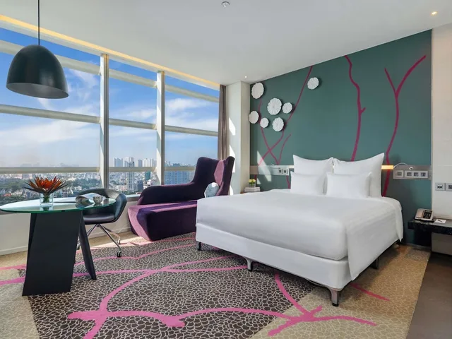 Deluxe, King Bed, Pullman Saigon Centre 10/10