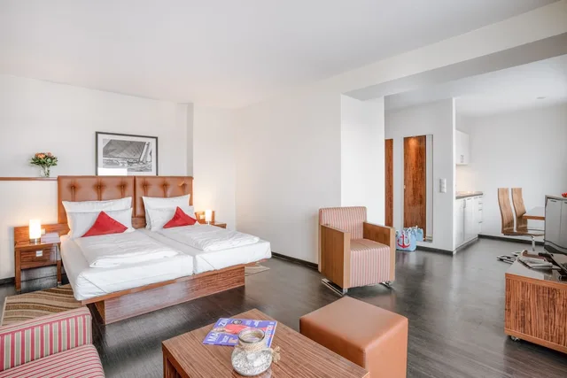 جناح جونيور مفردة بسرير فردي، Hotel Yachtclub 1/2