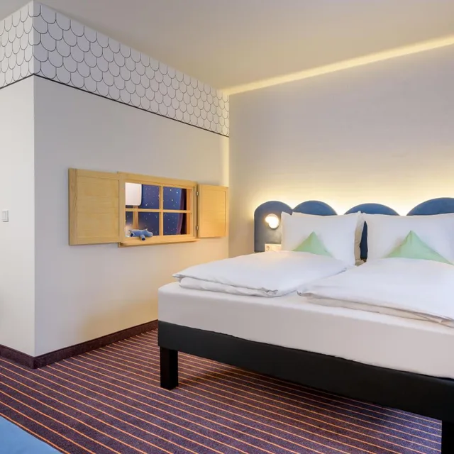 غرفة عائلية بسرير مزدوج وسرير بطابقين، ibis Styles Leipzig 4/10