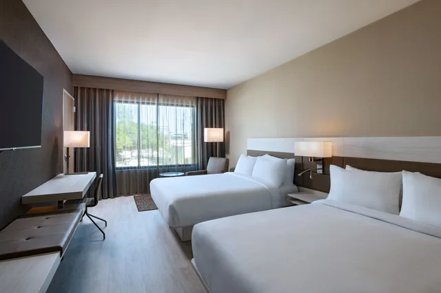غرفة بسريرين كوين بإطلالة، Ac Hotel By Marriott Waco Downtown 1/3