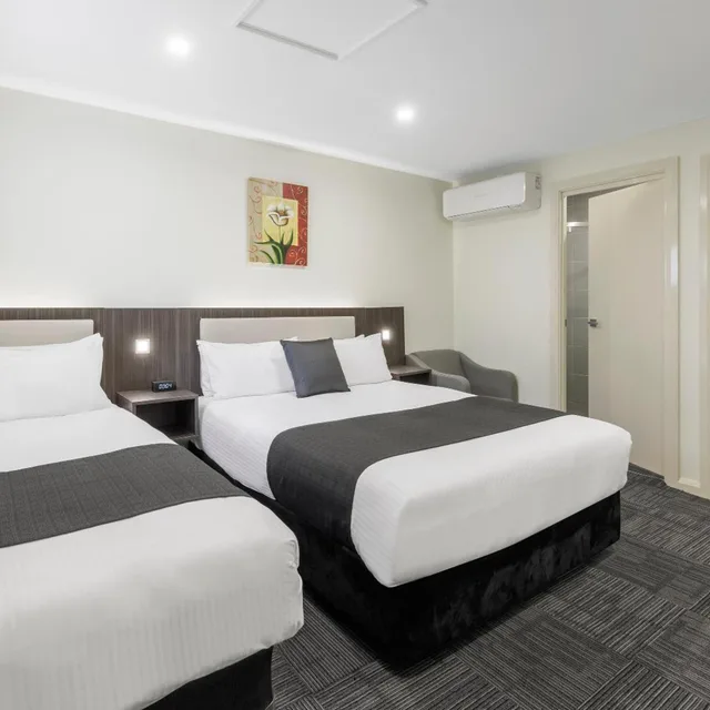 Efficiency, Single Bed, Queen Bed، Quality Hotel Melbourne Airport 2/8