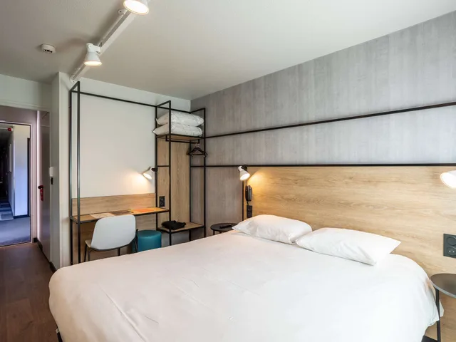 غرفة قياسية بسرير مزدوج، Ibis Hotel Saint Lo 6/10