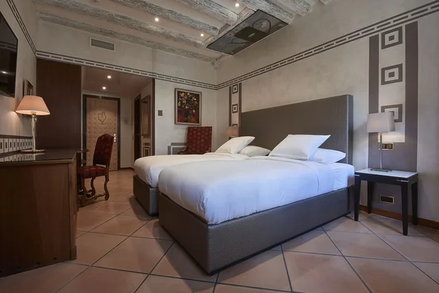 غرفة قياسية بسريرين منفصلين، Hotel d Alleves 1/1