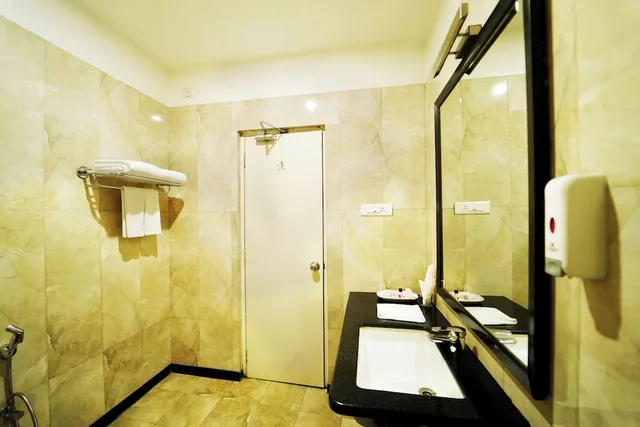 غرفة سوبيريور بسرير مزدوج، HOTEL EXCELLENCY 5/6