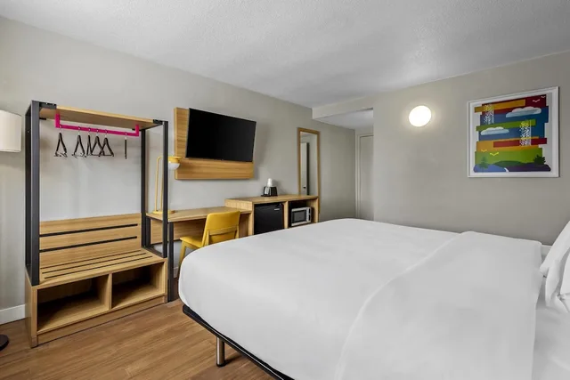 غرفة قياسية بسرير كينج، Park Inn by Radisson, Fargo West Acres 8/10