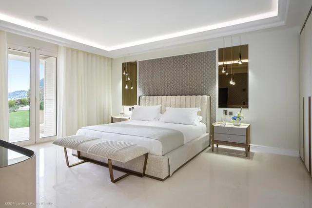جناح سيغنتشر، Cap Estel 1/3