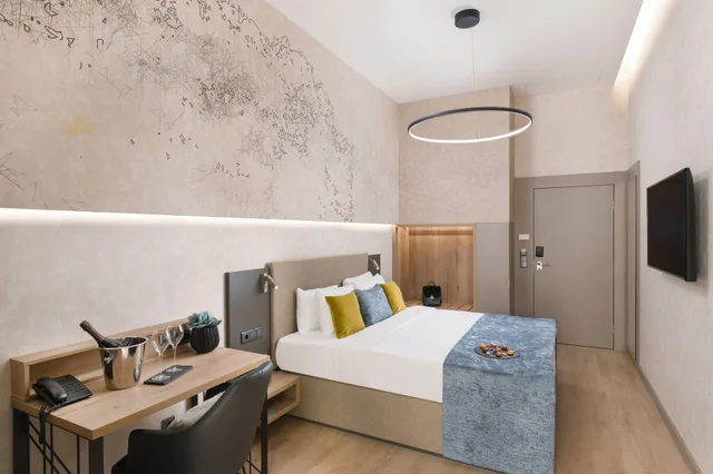 Executive, King Bed, Street View، Hotel Vision Budapest 3/5