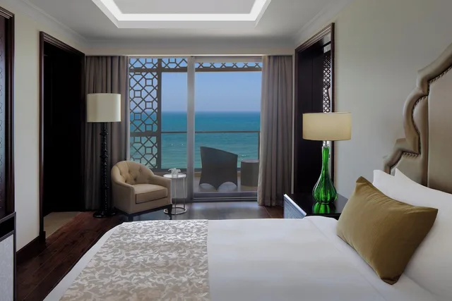 جناح بسرير كينج بإطلالة على البحر بغرفة نوم واحدة، Ajman Saray, a Luxury Collection Resort, Ajman 3/5