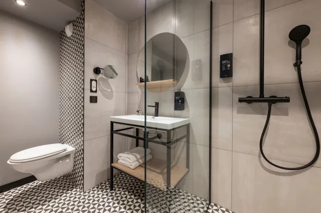 استوديو بسريرين منفصلين بمطبخ صغير بحوض استحمام، Tulip Residences Joinville-Le-Pont 4/5