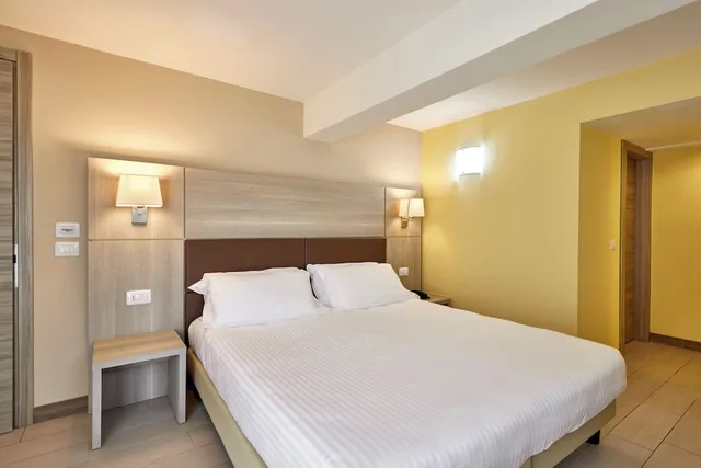 غرفة قياسية بسرير مزدوج، Park Hotel Casimiro Village 1/10