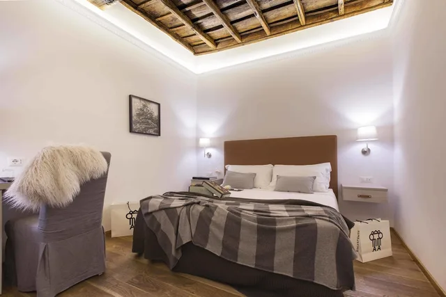 غرفة كلاسيكية بسرير كوين، Giuturna Boutique Hotel 2/5