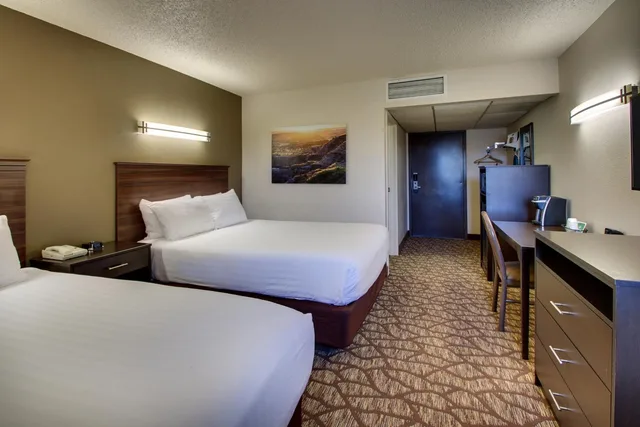 Room, 2 Queen Beds, Accessible, Expressway Inn 2/2