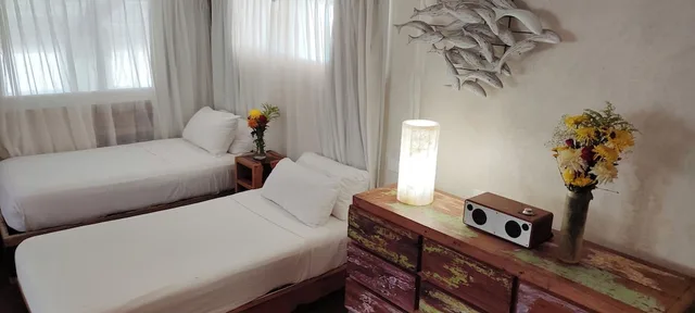 Honeymoon, Suite, King and Twin Beds, Ocean Front، Villa Las Estrellas 1/8