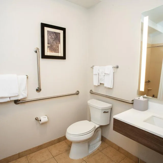 غرفة بسريرين كوين لذوي الإعاقة، Holiday Inn Express Hotel And Suites Las Cruces North 3/5