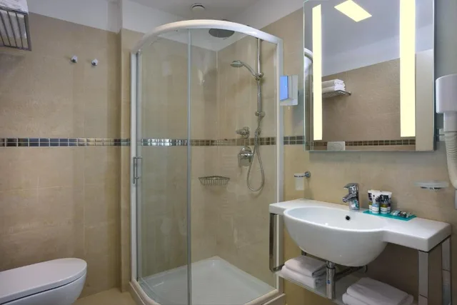 Classic, Double Bed, Side Sea View, Terrace, MERCURE RIMINI ARTIS 7/8
