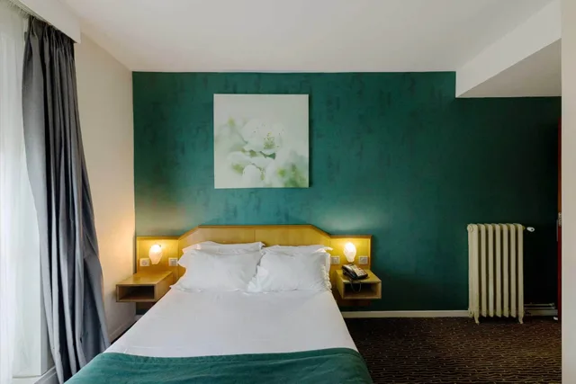 غرفة قياسية بسرير مزدوج، Metropol Hotel 1/10