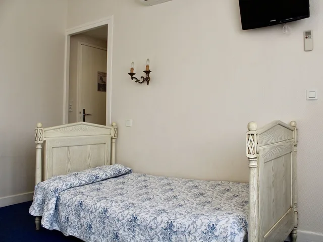 غرفة رباعية بأربعة أسرّة، Hôtel Sainte Marie 1/3