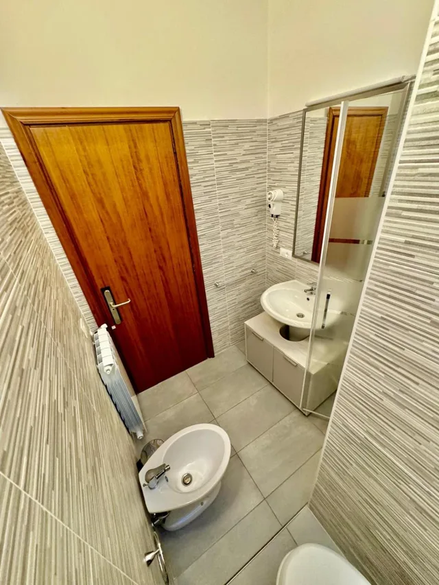 Room, Double Bed, External Bathroom، Guidi 7/7