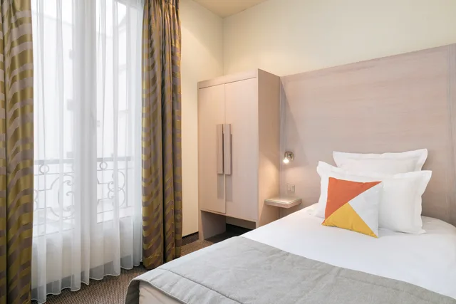 غرفة قياسية مفردة، Hotel Le Cardinal 1/6