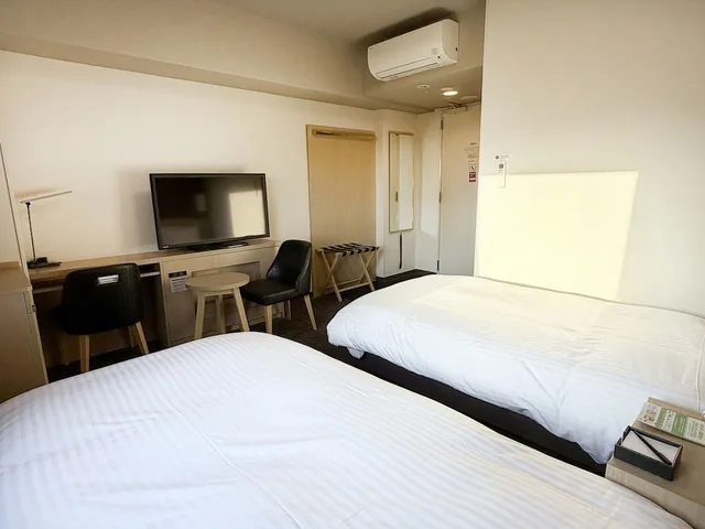 غرفة بسريرين منفصلين للمدخنين، Hotel Route Inn Yanagawa Ekimae 3/6