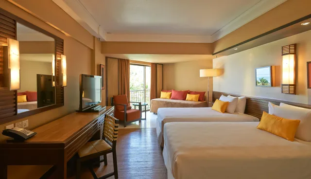 Deluxe, Twin Beds, Sea Front، Parkroyal Penang Resort 1/2