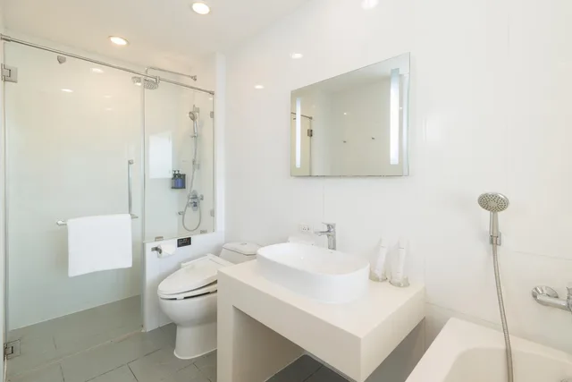 جناح جونيور بحوض استحمام، Eastin Tan Hotel Chiang Mai 8/8