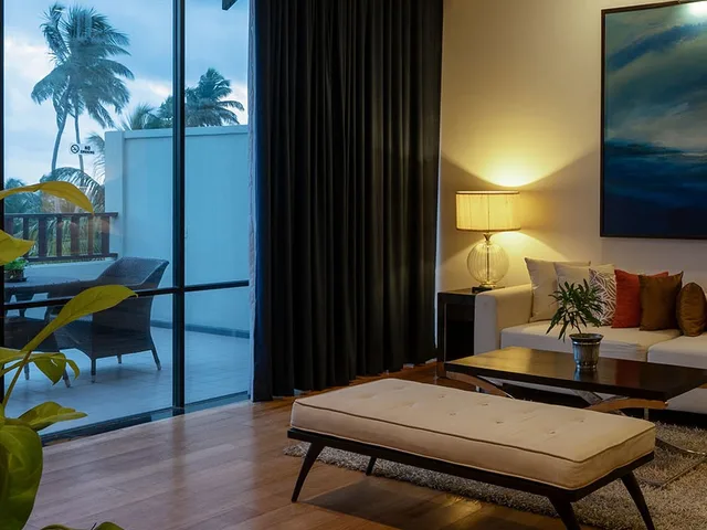 Club, Suite, Single, Sea View, The Blue Water Hotel and Spa 3/5