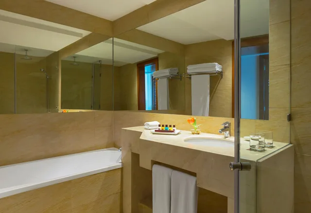 Standard, Double Bed, Sheraton Miramar Hotel and Convention center 3/4