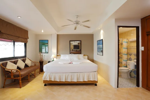 بنتهاوس بسرير كينج، SUMMER BREEZE HOTEL 3/6