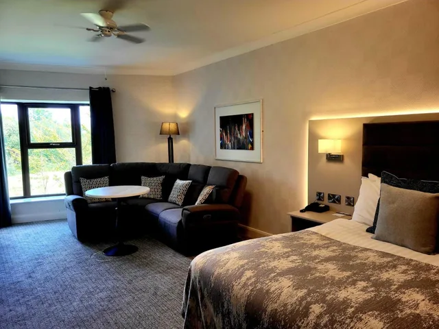 Executive, King Bed, MILL PARK HOTEL 8/10