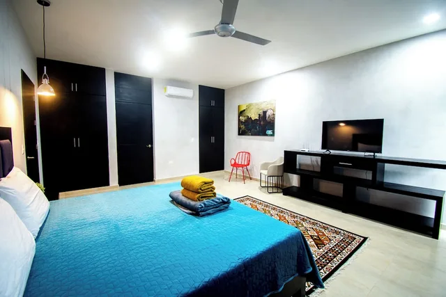جناح سوبيريور بسرير كينج بإطلالة على المسبح مع أريكة، Hotel Casa Tortuga Tulum 5/10