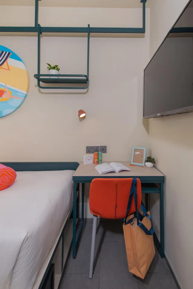 Side by Side, Studio, Twin Beds, lyf Cebu City 3/7