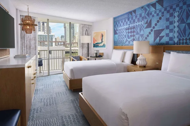 غرفة بسريرين مزدوجين، Outrigger Waikiki Paradise 3/10