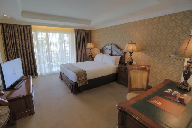 جناح تنفيذي بسرير كوين، Villa Caceres Hotel 2/3