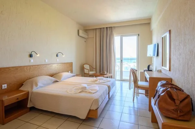 Standard, Twin Beds, Lateral Side Sea View, Sofa, Malia Bay Beach Hotel And Bungalows 1/4