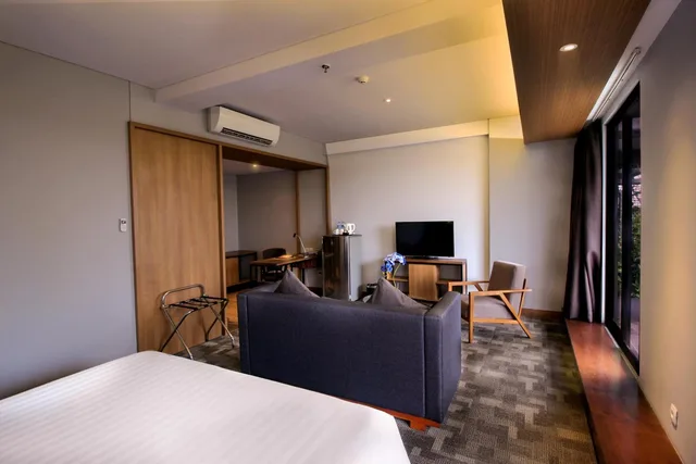 جناح، Batiqa Hotel Jababeka 3/7
