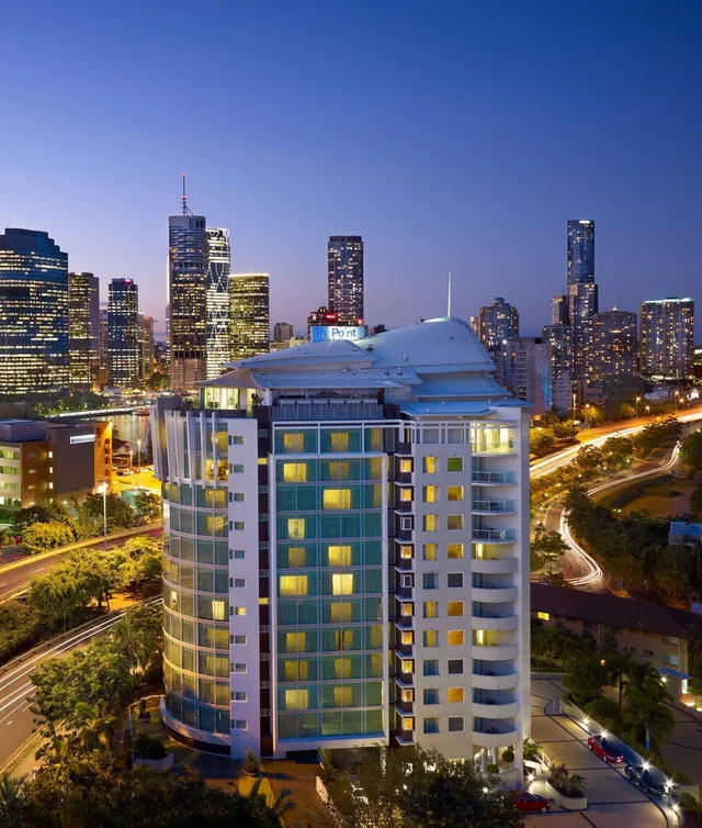 جناح مفرد، The Point Brisbane Hotel 1/1