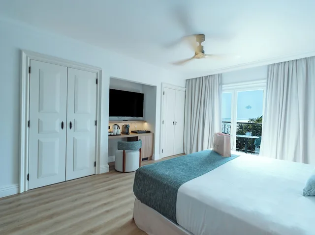 غرفة بسرير كينج بإطلالة على الحديقة بشرفة، Hyatt Ziva Madeira 2/5