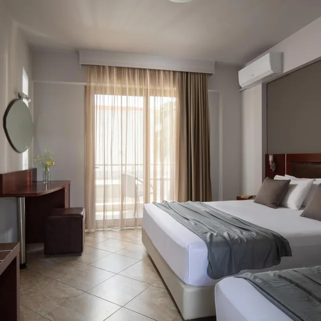 Room, Triple, Pool View, Simeon Hotel 6/8