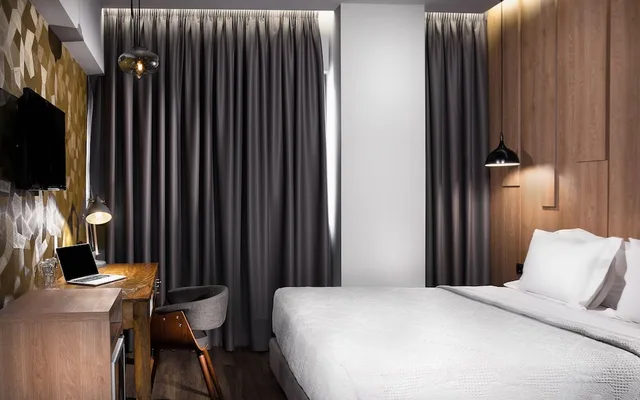 غرفة ديلوكس بسرير كوين، 360 Degrees Pop Art Hotel 2/10