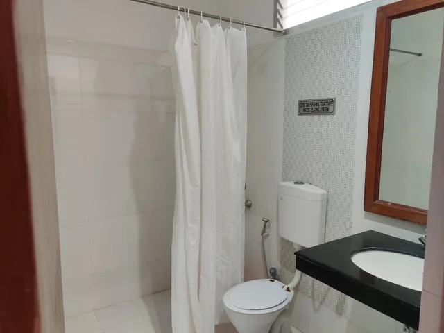 غرفة تنفيذية بسرير كينج، Eurostar Inn 6/7