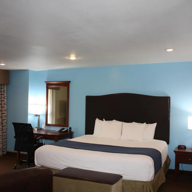 جناح استوديو بسرير كينج بإطلالة على النهر، Baymont by Wyndham Yakima Riverfront 5/10