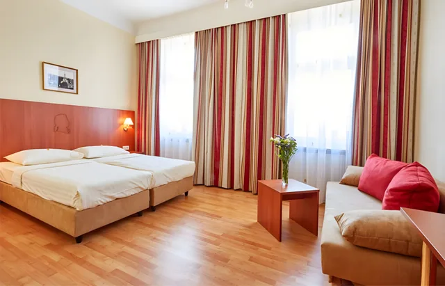 Double Room, Mozart Hotel 3/10
