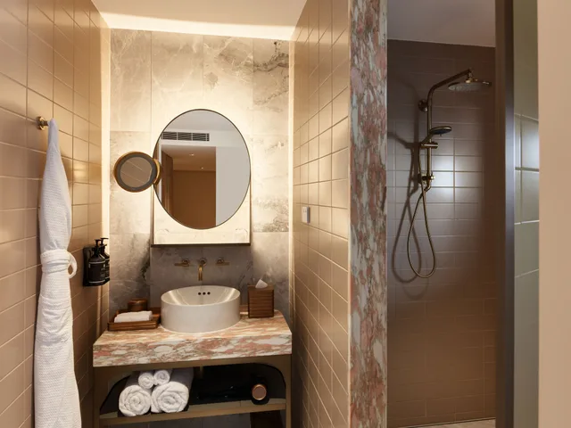غرفة سوبيريور بسرير كينج، The Porter House Hotel Sydney - MGallery 6/6