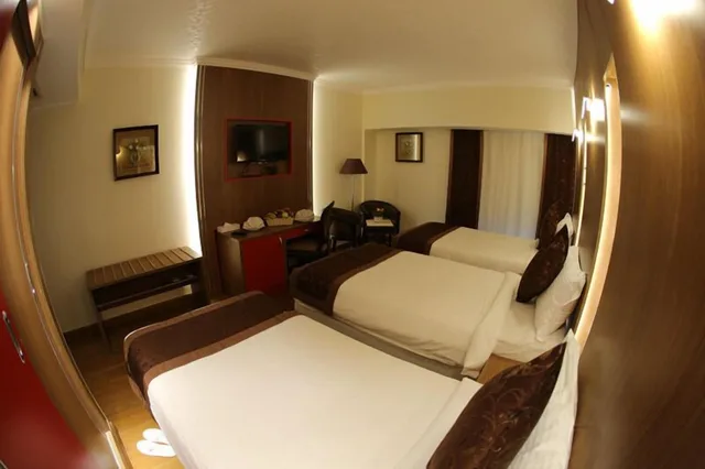 غرفة ثلاثية بإطلالة على المدينة، Tolip Inn Maadi 1/4