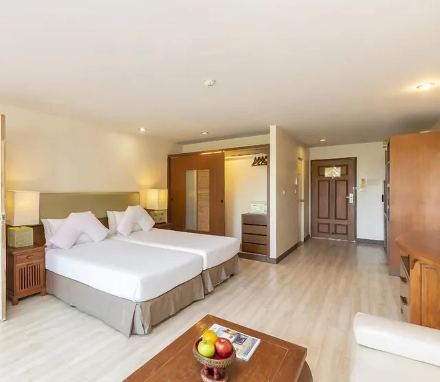 غرفة ديلوكس بسريرين منفصلين بإطلالة على المسبح يُسمح فيها بالحيوانات الأليفة، Bella Villa Cabana 3/9