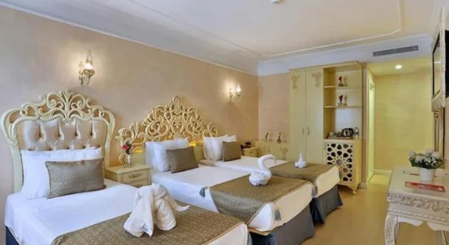 غرفة ثلاثية، EDIBE SULTAN HOTEL 1/2