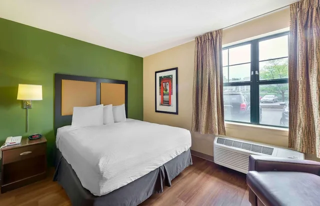 استوديو بسرير كوين، Extended Stay America - Long Island - Bethpage 1/9
