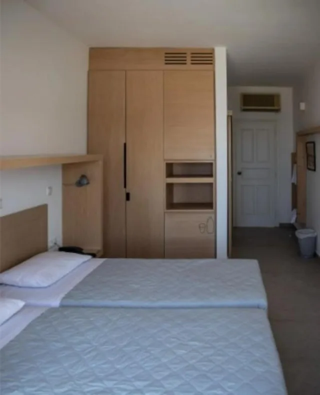 غرفة قياسية بسريرين منفصلين، Far Out Hotel Spa 2/4